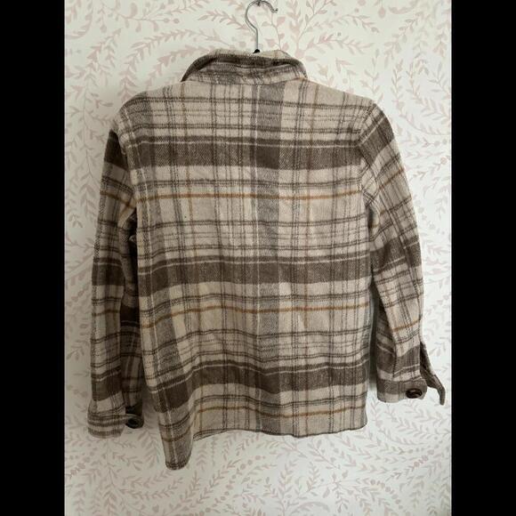 Windsor Warm Plaid Button-Up Shirt - Stylish Cozy L - Picture 4 of 6